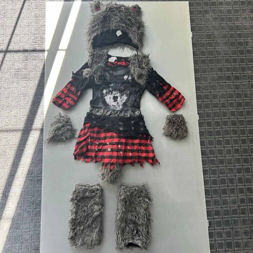 Suit Yourself She-Wolf Werewolf Size Medium 8-l0 Halloween Cosplay Child Costume